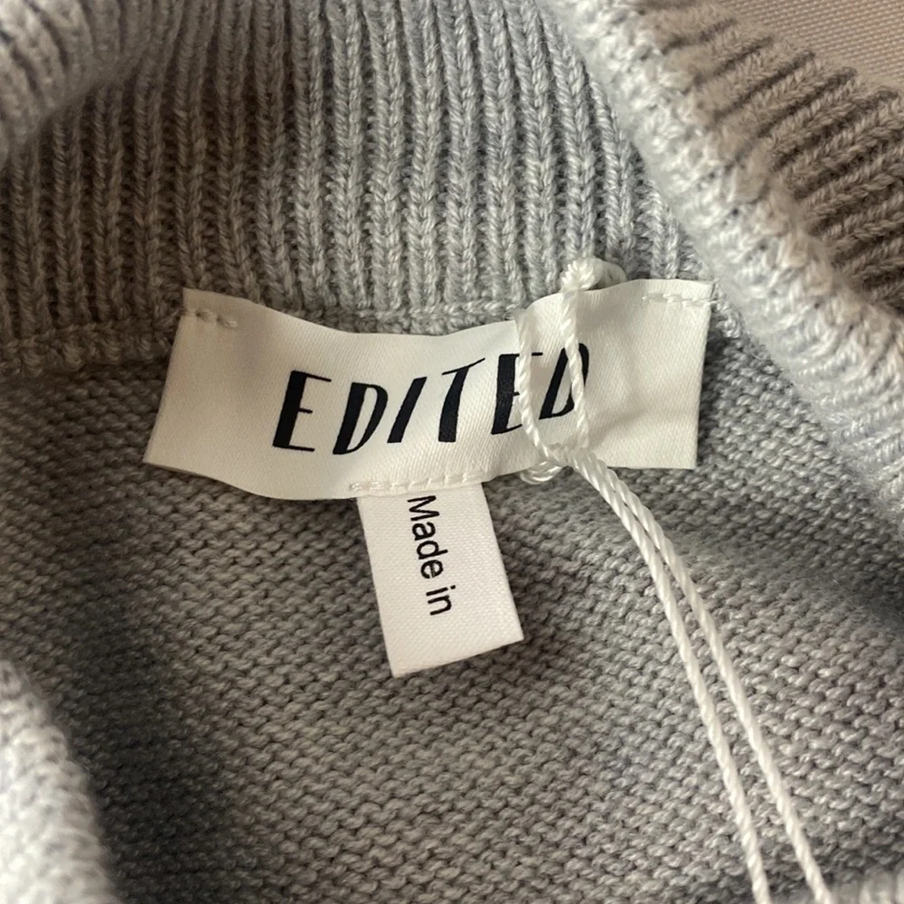 Edited Crop Sweater - Picture 4 of 4